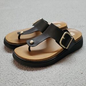 Fitflop Women's Black and Tan Women's Sandals Size 7